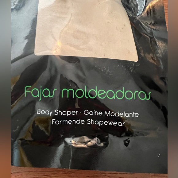 BRAND NEW! NEVER WORN! FAJA!! - Picture 3 of 5